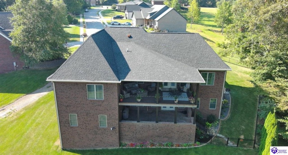 Stonemill Court, Elizabethtown, Kentucky 42701, ,3 BathroomsBathrooms,For Sale,Stonemill Court,HK24004562