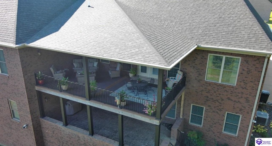 Stonemill Court, Elizabethtown, Kentucky 42701, ,3 BathroomsBathrooms,For Sale,Stonemill Court,HK24004562