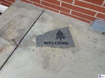 Jenny Lane, Louisville, Kentucky 40219, ,2 BathroomsBathrooms,For Sale,Jenny Lane,HK24004576