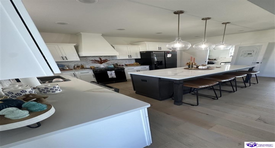 High Peak Place, Elizabethtown, Kentucky 42701, ,3 BathroomsBathrooms,For Sale,High Peak Place,HK24004579