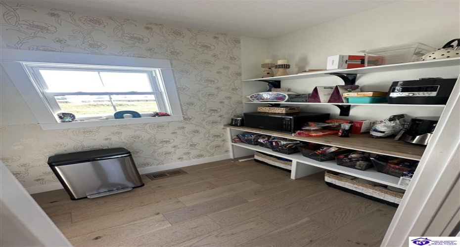 High Peak Place, Elizabethtown, Kentucky 42701, ,3 BathroomsBathrooms,For Sale,High Peak Place,HK24004579