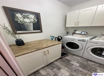 High Peak Place, Elizabethtown, Kentucky 42701, ,3 BathroomsBathrooms,For Sale,High Peak Place,HK24004579