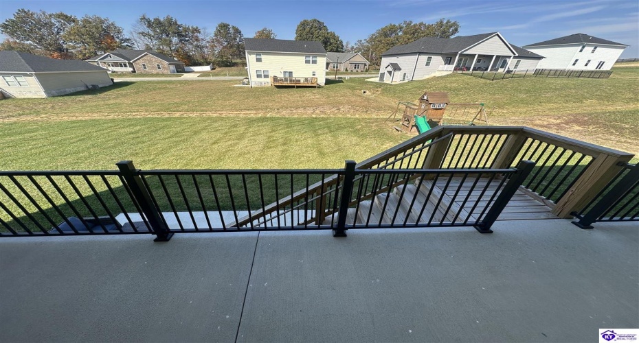 High Peak Place, Elizabethtown, Kentucky 42701, ,3 BathroomsBathrooms,For Sale,High Peak Place,HK24004579