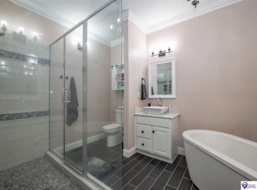 Four Seasons Drive, Coxs Creek, Kentucky 40013, ,3 BathroomsBathrooms,For Sale,Four Seasons Drive,HK24004580