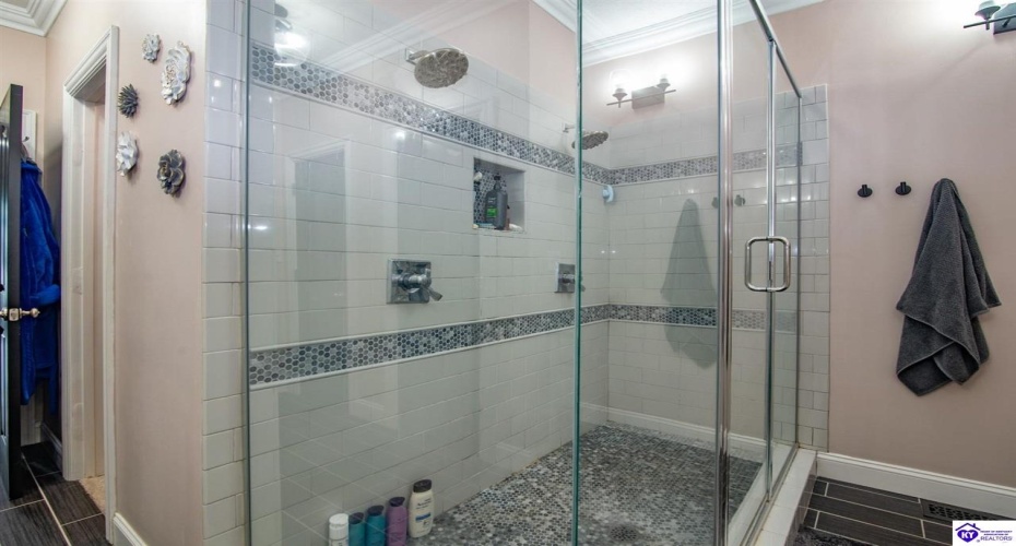 Four Seasons Drive, Coxs Creek, Kentucky 40013, ,3 BathroomsBathrooms,For Sale,Four Seasons Drive,HK24004580