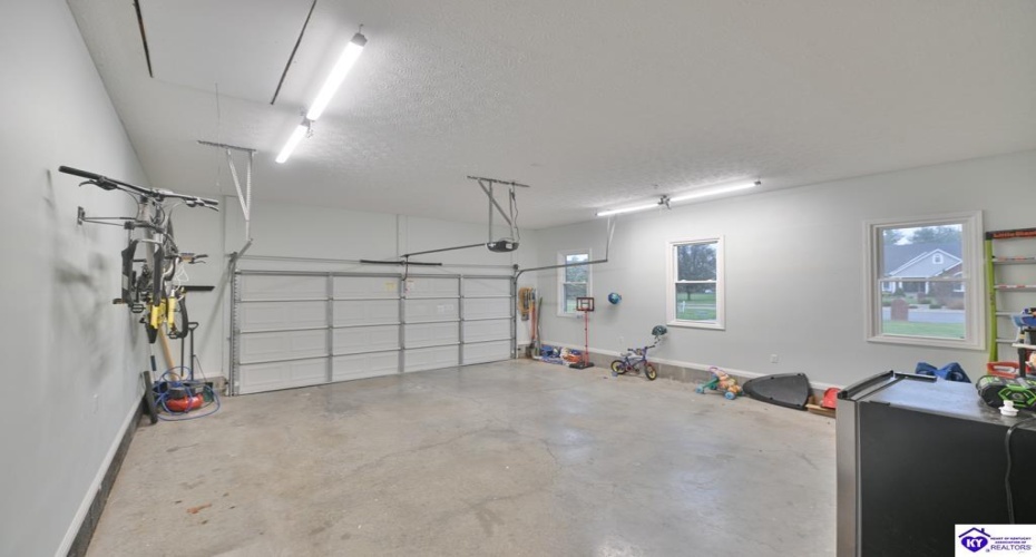 Four Seasons Drive, Coxs Creek, Kentucky 40013, ,3 BathroomsBathrooms,For Sale,Four Seasons Drive,HK24004580