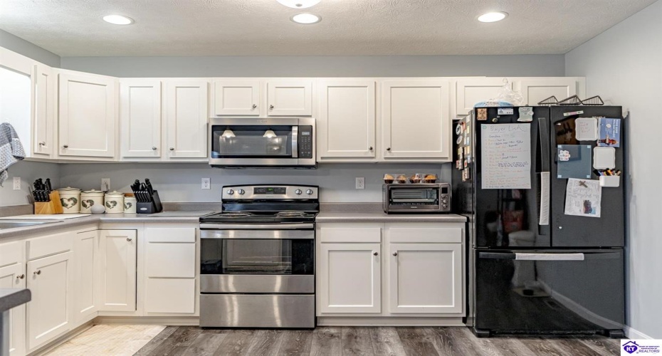 Guy Court, Guston, Kentucky 40142, ,4 BathroomsBathrooms,For Sale,Guy Court,HK24004581