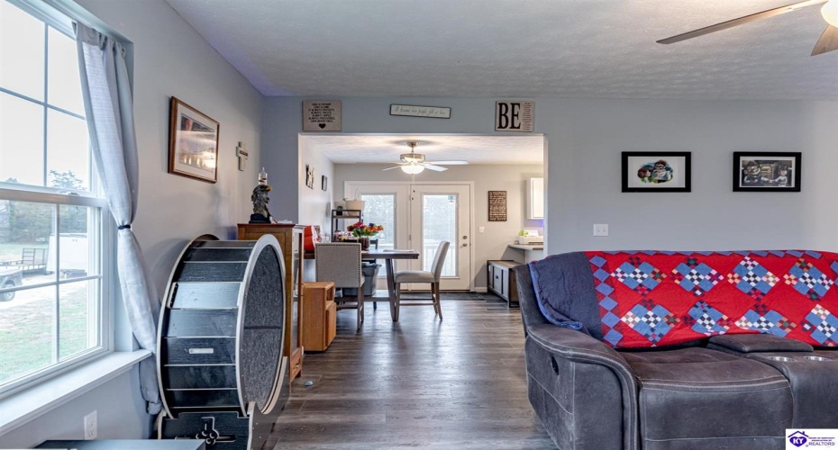 Guy Court, Guston, Kentucky 40142, ,4 BathroomsBathrooms,For Sale,Guy Court,HK24004581