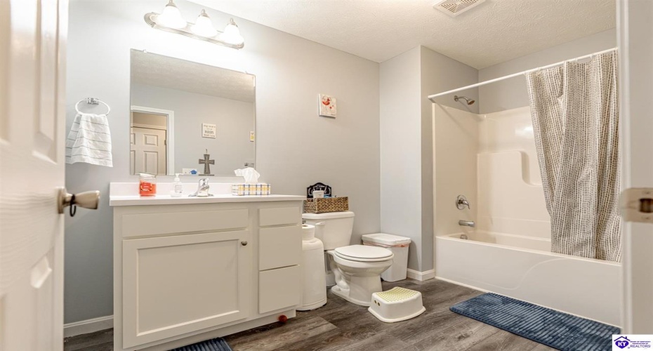 Guy Court, Guston, Kentucky 40142, ,4 BathroomsBathrooms,For Sale,Guy Court,HK24004581