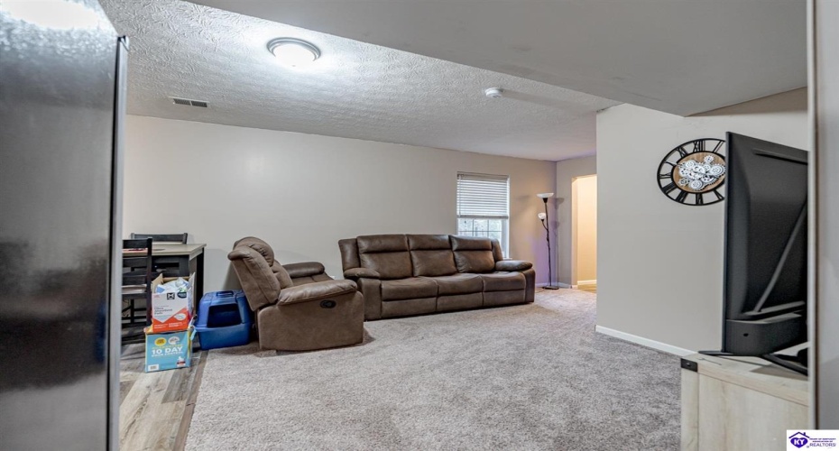 Guy Court, Guston, Kentucky 40142, ,4 BathroomsBathrooms,For Sale,Guy Court,HK24004581