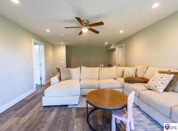 Allegheny Drive, Cecilia, Kentucky 42724, ,2 BathroomsBathrooms,For Sale,Allegheny Drive,HK24004582