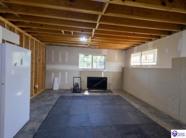 Allegheny Drive, Cecilia, Kentucky 42724, ,2 BathroomsBathrooms,For Sale,Allegheny Drive,HK24004582