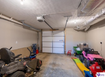 Allegheny Drive, Cecilia, Kentucky 42724, ,2 BathroomsBathrooms,For Sale,Allegheny Drive,HK24004582