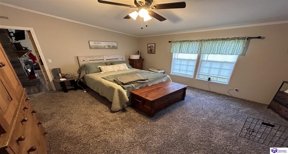 Diana Court, Brandenburg, Kentucky 40108, ,2 BathroomsBathrooms,For Sale,Diana Court,HK24004302