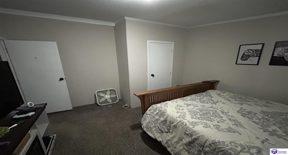 Diana Court, Brandenburg, Kentucky 40108, ,2 BathroomsBathrooms,For Sale,Diana Court,HK24004302