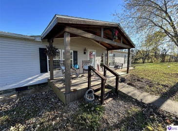 Diana Court, Brandenburg, Kentucky 40108, ,2 BathroomsBathrooms,For Sale,Diana Court,HK24004302