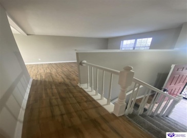 Kingswood Way, Radcliff, Kentucky 40160, ,2 BathroomsBathrooms,For Sale,Kingswood Way,HK24004586