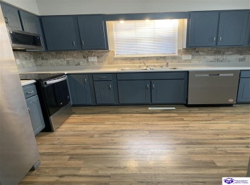 Kingswood Way, Radcliff, Kentucky 40160, ,2 BathroomsBathrooms,For Sale,Kingswood Way,HK24004586