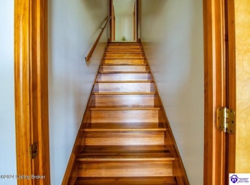 Clearview Drive, Munfordville, Kentucky 42765, ,2 BathroomsBathrooms,For Sale,Clearview Drive,HK24002749