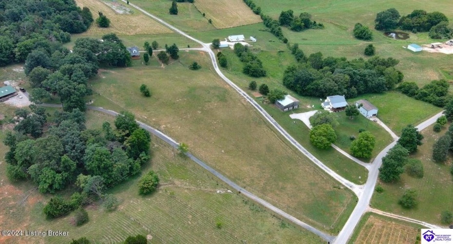 Clearview Drive, Munfordville, Kentucky 42765, ,2 BathroomsBathrooms,For Sale,Clearview Drive,HK24002749