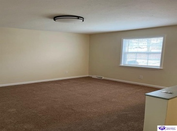 Indiana Trail, Radcliff, Kentucky 40160, ,2 BathroomsBathrooms,For Sale,Indiana Trail,HK24004593