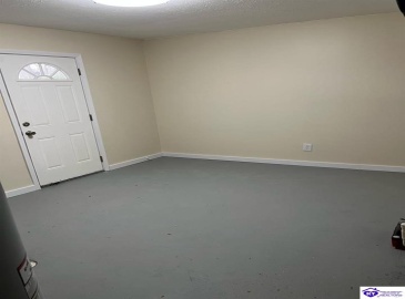 Indiana Trail, Radcliff, Kentucky 40160, ,2 BathroomsBathrooms,For Sale,Indiana Trail,HK24004593