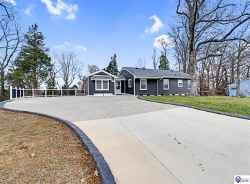 Oak Ridge Drive, Radcliff, Kentucky 40160, ,2 BathroomsBathrooms,For Sale,Oak Ridge Drive,HK24004596