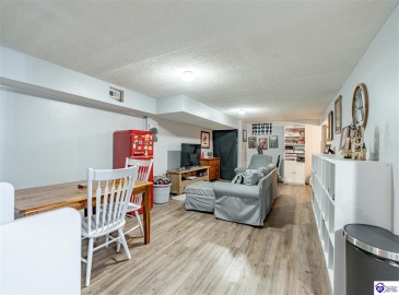 McCormack Avenue, Elizabethtown, Kentucky 42701, ,2 BathroomsBathrooms,For Sale,McCormack Avenue,HK24004599