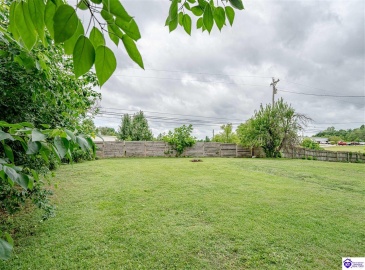 McCormack Avenue, Elizabethtown, Kentucky 42701, ,2 BathroomsBathrooms,For Sale,McCormack Avenue,HK24004599