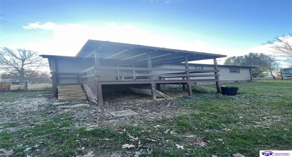 First Street, Elizabethtown, Kentucky 42701, ,1 BathroomBathrooms,For Sale,First Street,HK24004606