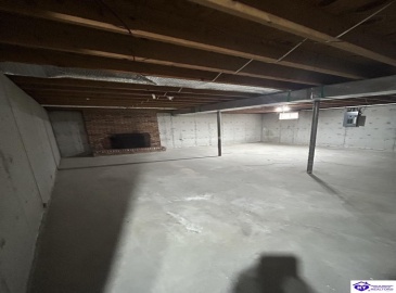 Thomas Street, Radcliff, Kentucky 40160, ,2 BathroomsBathrooms,For Sale,Thomas Street,HK24004607