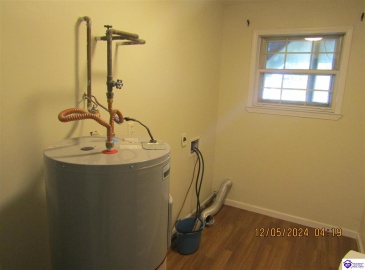 Janet Drive, Radcliff, Kentucky 40160, ,2 BathroomsBathrooms,For Sale,Janet Drive,HK24004609