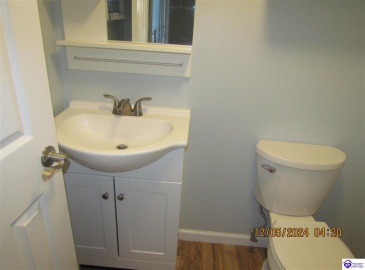 Janet Drive, Radcliff, Kentucky 40160, ,2 BathroomsBathrooms,For Sale,Janet Drive,HK24004609