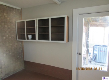 Janet Drive, Radcliff, Kentucky 40160, ,2 BathroomsBathrooms,For Sale,Janet Drive,HK24004609