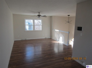 Janet Drive, Radcliff, Kentucky 40160, ,2 BathroomsBathrooms,For Sale,Janet Drive,HK24004609