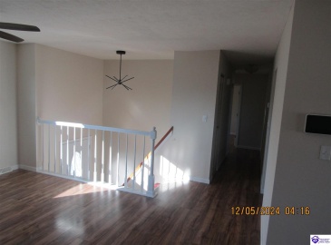 Janet Drive, Radcliff, Kentucky 40160, ,2 BathroomsBathrooms,For Sale,Janet Drive,HK24004609