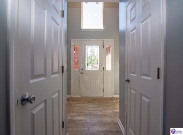 Lake Spring Court, Elizabethtown, Kentucky 42701, ,3 BathroomsBathrooms,For Sale,Lake Spring Court,HK24004610