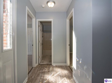 Lake Spring Court, Elizabethtown, Kentucky 42701, ,3 BathroomsBathrooms,For Sale,Lake Spring Court,HK24004610