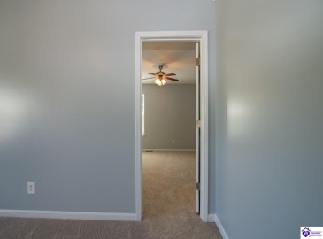 Lake Spring Court, Elizabethtown, Kentucky 42701, ,3 BathroomsBathrooms,For Sale,Lake Spring Court,HK24004610