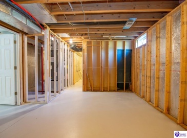 Lake Spring Court, Elizabethtown, Kentucky 42701, ,3 BathroomsBathrooms,For Sale,Lake Spring Court,HK24004610