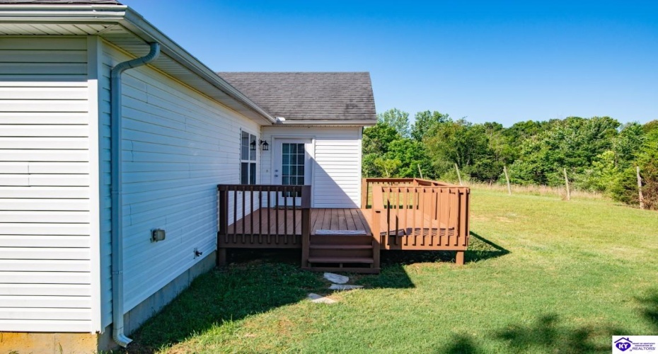 Lake Spring Court, Elizabethtown, Kentucky 42701, ,3 BathroomsBathrooms,For Sale,Lake Spring Court,HK24004610