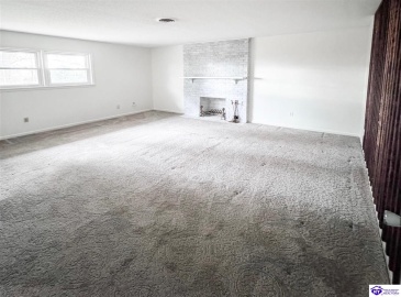 Charlemagne Boulevard, Elizabethtown, Kentucky 42701, ,3 BathroomsBathrooms,For Sale,Charlemagne Boulevard,HK24004613