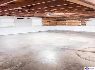 Charlemagne Boulevard, Elizabethtown, Kentucky 42701, ,3 BathroomsBathrooms,For Sale,Charlemagne Boulevard,HK24004613