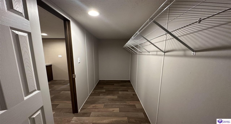 Eagles Nest Road, Ekron, Kentucky 40117, ,2 BathroomsBathrooms,For Sale,Eagles Nest Road,HK24003034