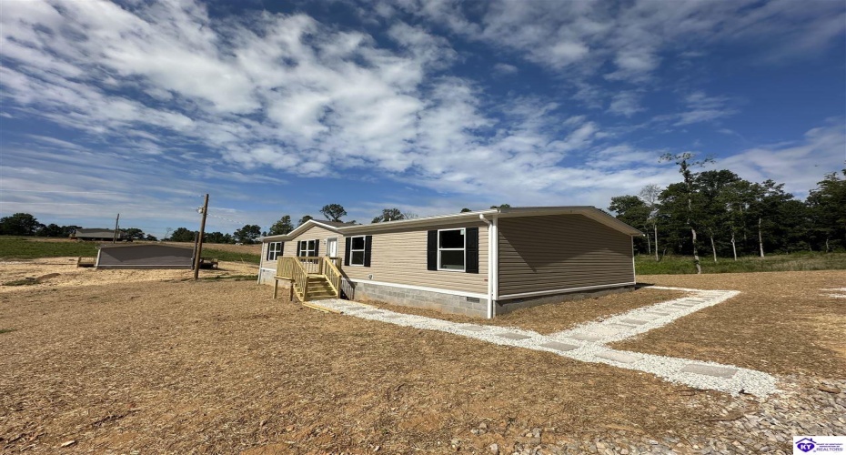 Eagles Nest Road, Ekron, Kentucky 40117, ,2 BathroomsBathrooms,For Sale,Eagles Nest Road,HK24003034