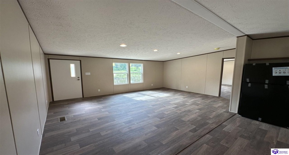 Eagles Nest Road, Ekron, Kentucky 40117, ,2 BathroomsBathrooms,For Sale,Eagles Nest Road,HK24003034