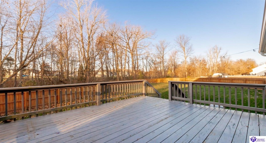 Black Ravens Court, Elizabethtown, Kentucky 42701, ,4 BathroomsBathrooms,For Sale,Black Ravens Court,HK24004630