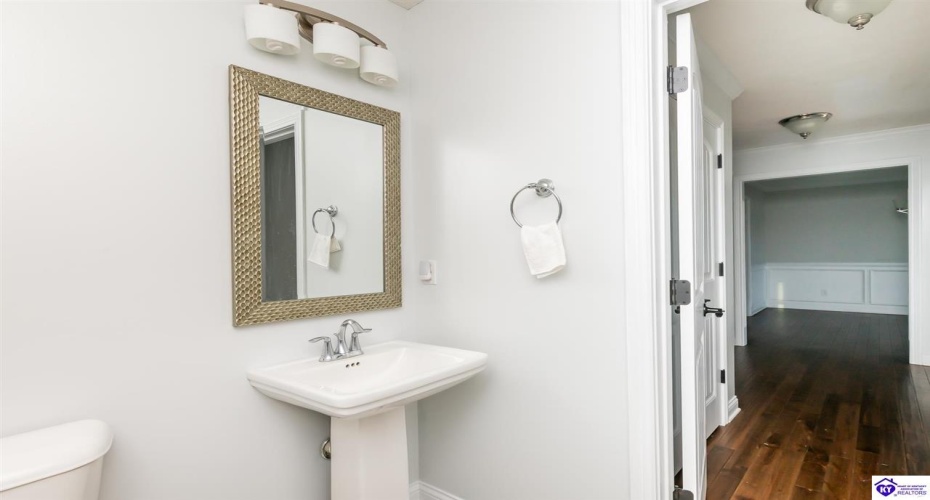 Black Ravens Court, Elizabethtown, Kentucky 42701, ,4 BathroomsBathrooms,For Sale,Black Ravens Court,HK24004630