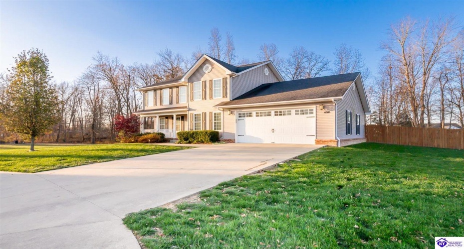 Black Ravens Court, Elizabethtown, Kentucky 42701, ,4 BathroomsBathrooms,For Sale,Black Ravens Court,HK24004630