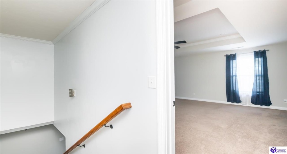 Black Ravens Court, Elizabethtown, Kentucky 42701, ,4 BathroomsBathrooms,For Sale,Black Ravens Court,HK24004630